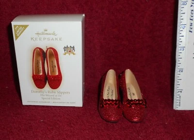 £9.67 • Buy 2009 Hallmark   Dorothy's Ruby Slippers  Sp. Ed. Wizard Of Oz  Ornament  Display