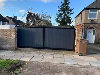 £1800 • Buy 3m Driveway Composite Gate/ Metal Frame Infilled With Composite