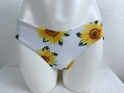 NEW Zaful Forever Young Women's Bikini Bottom SunFlowers Size 6 • $11.25