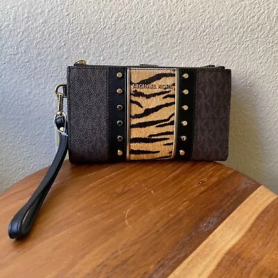 Michael Kors Jet Set Double Zip Wristlet Signature Brown Logo W/ Tiger Calf Hair • $125