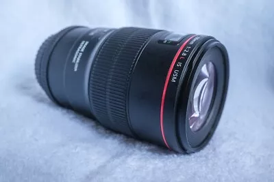 Canon EF 100mm F2.8L Macro IS USM With Lens Case LP1219 And Lens Hood ET-73 • £395