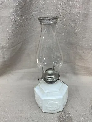 G Farms Study Co Vintage White Lamplight Farms Horse And Buggy Oil Lamp • $19.99