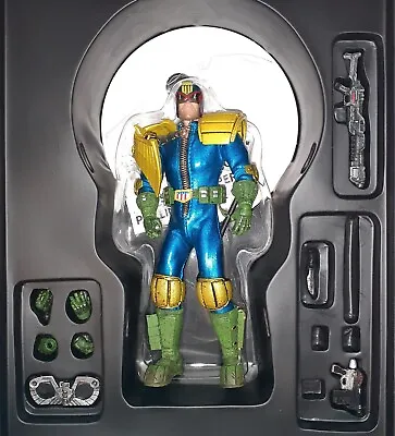 Mezco One 12 Px Exclusive Judge Dredd Figure Legends Read Description Collective • $84.99