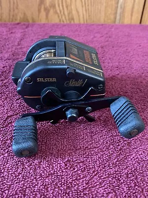 Vintage Silstar Starlite 1 Whisker Graphite Baitcaster Fishing Reel • $15