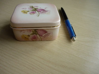 £4.99 • Buy Foxgloves Palissy Square Lidded Box Royal Worcester Spode 