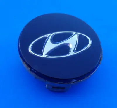 Hyundai Accent Veloster (1) Wheel Rim Hubcap Center Cap Dust Cover Plug Oem B39 • $14.25