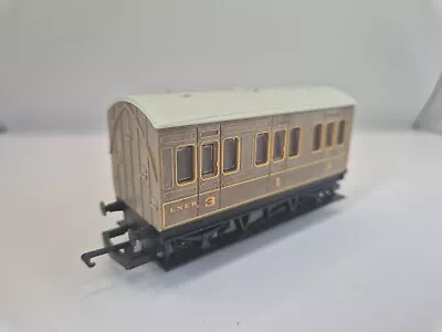 Hornby OO GAUGE LNER Four Wheel Coach Teak 138 • £9.95