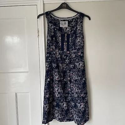 Womens Mantaray Dress Size 8 • $6.15