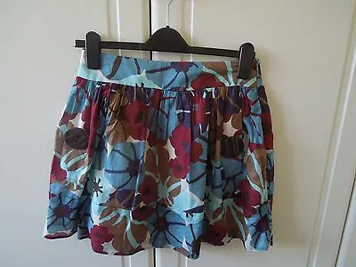 £1.50 • Buy River Island Floral Short Skirt (size 8)