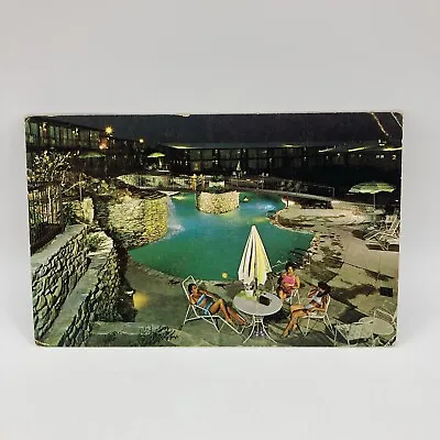 Vintage Postcard The Chariot Inn Austin Texas • $1.99