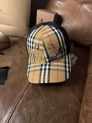 £36 • Buy Burberry Beige/black Vintage Nova Check Baseball Cap, ￼collection ￼badges Bnwt