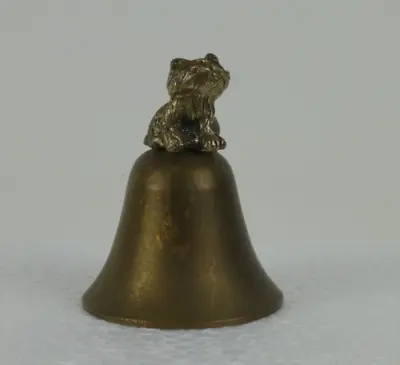 VINTAGE BRASS BELL WITH CAT HANDLE Enesco 1979 - B22 • $9