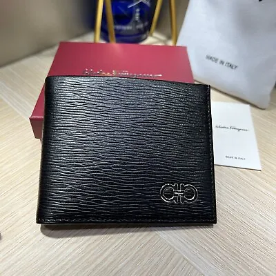 SALVATORE FERRAGAMO Black/Red 8CC REVIVAL Leather GANCINI Silver Logo Wallet • $186