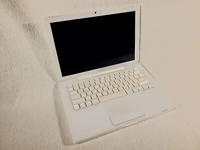 Apple MacBook A1181 Core2Duo 2.4GHz 2GB Ram MAC OSX 10.6.3 • $115
