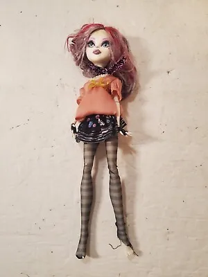 MONSTER HIGH Catrine Demew Scaris City Frights Mattel - No Tail - No Shoes • $29.95