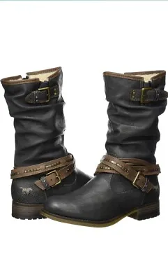 Ladies Mustang Boots Brand New 6 1/2 • £70