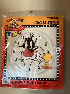 $16.99 • Buy Vintage 1997 Looney Tunes Sylvester Cat & Tweety Bird Clock Cross Stitch Kit NEW