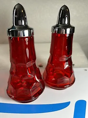 Viking GEORGIAN RUBY Red Salt Pepper Shaker Set Honeycomb Thumbprint HW Regency • $24.99