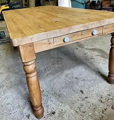 Farm House Pine Scrub Top Dining Table With End Drawers • £160
