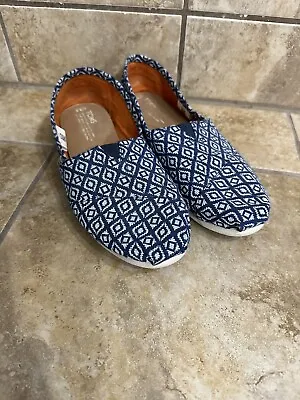 Toms Classics Aztec Multi Blue Womens Slip On Casual Canvas Flat Shoes Sz 9.5 • $14.97