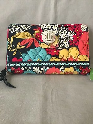 Vera Bradley Turn Lock Wallet Happy Snails • $45