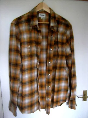 WRANGLER MEN'S Western Check Shirt - Medium - Golden Oak - Excellent • £19.99