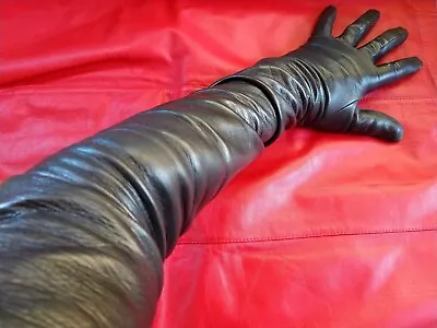 ULTRA LONG  Size 8 1/2  UNLINED KID LEATHER GLOVES  ITALY FORMAL EVENING BOUDOIR • $195.95