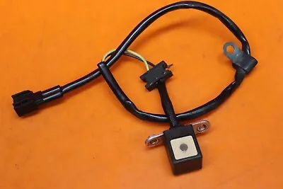 2004-2007 Kawasaki Ninja Zx10r Oem Engine Motor Coil Pickup Pulse Pulser Sensor • $24