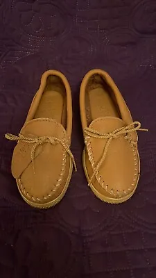 Kids SZ 12 Minnetonka Brown Genuine  Moose Moccasins Loafer Slip On Rubber Sole • $35