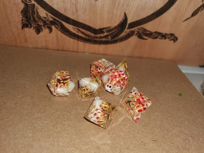 $29 • Buy Clear Skull Dice Set, D&D Dice Set, Sharp Edged Dice Set Of 7 Good Starter Dice