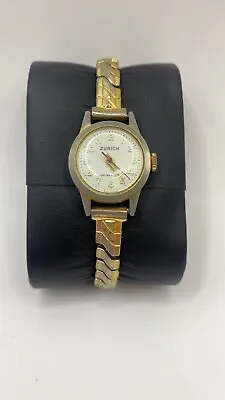 Vintage Zurich Women’s Watch Antimagnetic • £9.99