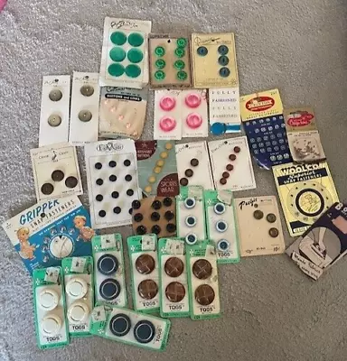 BIG Lot Of Vintage Buttons On Cards Miscellaneous & Interchangeable TOGS • $5.99