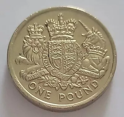 2015 The Royal Mint The Royal Coat Of Arms UK Circulated One Pound £1 Coin • £4.49