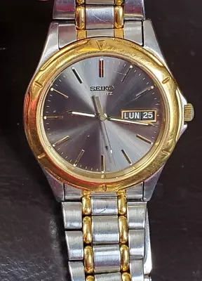 Seiko Quartz Men's Wristwatch Date • $3.25