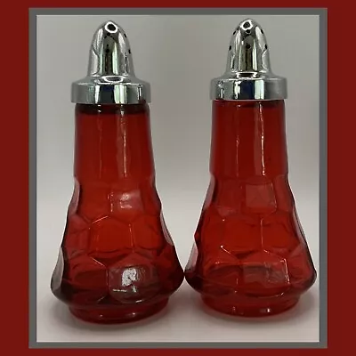 Vtg Red Ruby Viking Georgian HONEYCOMB THUMBPRINT Salt & Pepper Shaker Set • $27.99