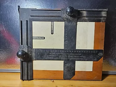 Leitz Wetzlar 22x27cm Darkroom Printing/ Enlarging Easel • £15