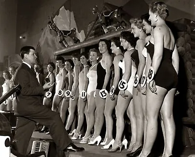 1951 First MISS WORLD Beauty Contestants PHOTO  ( 209-Q) • $11.77