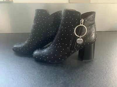 £80 • Buy See By Chloé Black Heeled Ankle Boots Size 4/37