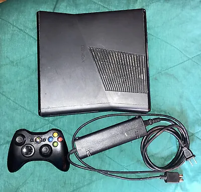 $56.25 • Buy Microsoft Xbox 360 Slim (Black) - No Hard Drive - Tested, Works - No HDMI Cable