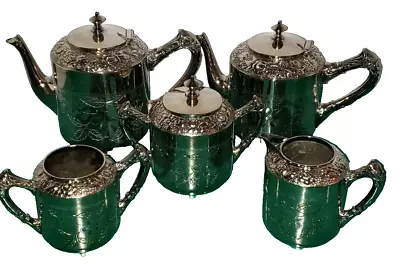 Meriden B Company Quadruple Plate Repousse Tea Coffee Set 5PC Stunning! • $229.99