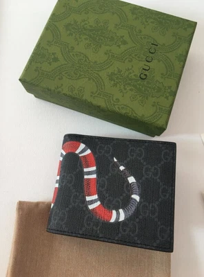 $51 • Buy Gucci Men's Wallet