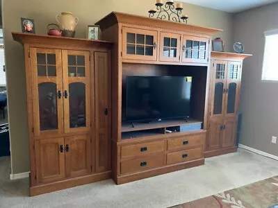 Amish Mission 1/4 Sawn Oak Entertainment Center  • $3000