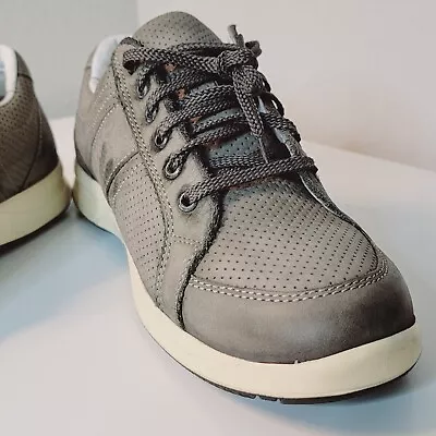 MEPHISTO 'Hero' Shoes Size 11 Mens Gray Leather Sneakers Leather Run-Off Airjet • $34.99