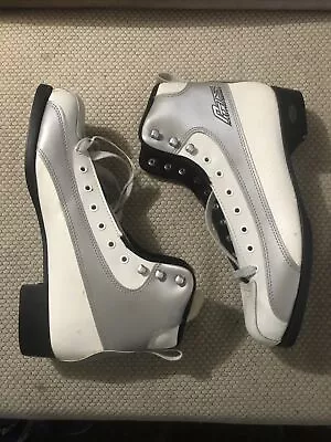 Labeda Roller Skate Boots Womens White And Fur Size 10 Accu Pro Series Derby • $30