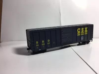 HO Scale CSX Rib Side Boxcar #140001 W/ Magnetic Couplers • $18