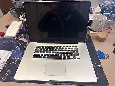 MacBook Pro (17-inch Mid 2009) A1297 - 4GB RAM 500GB • $125