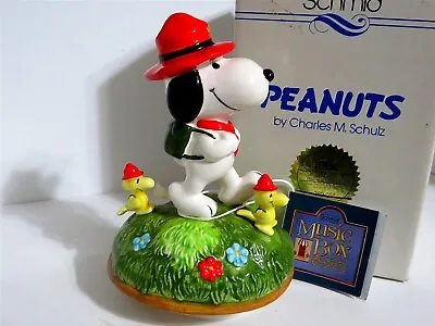 Snoopy Peanuts Charlie Brown Schmid Vintage Ceramic Music Box Figurine 1984 • $58.99