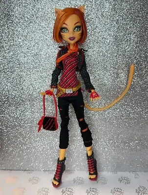 Monster High First Wave Toralei Stripe Doll W/  Bendable Tail & Purse • $72.69