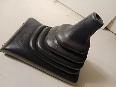 N15 Nissan Pulsar Gear Boot Trim Surround - Manual - SSS • $30