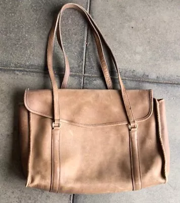 Vintage Coach Tan Leather Shoulder Briefcase • $36